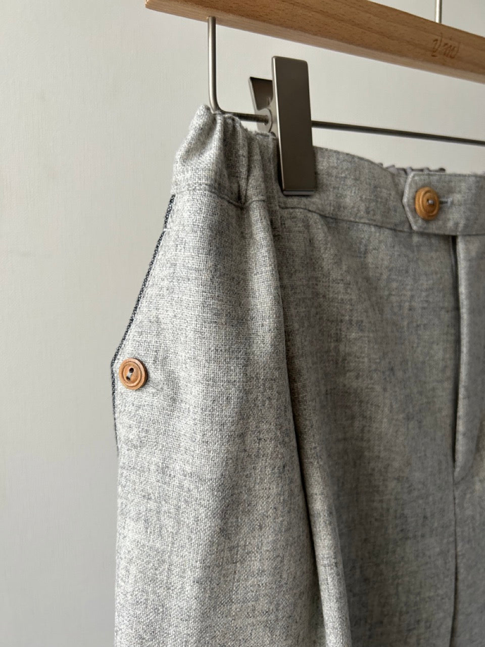 ワンタックテーパードパンツ (VFPT-5641D)