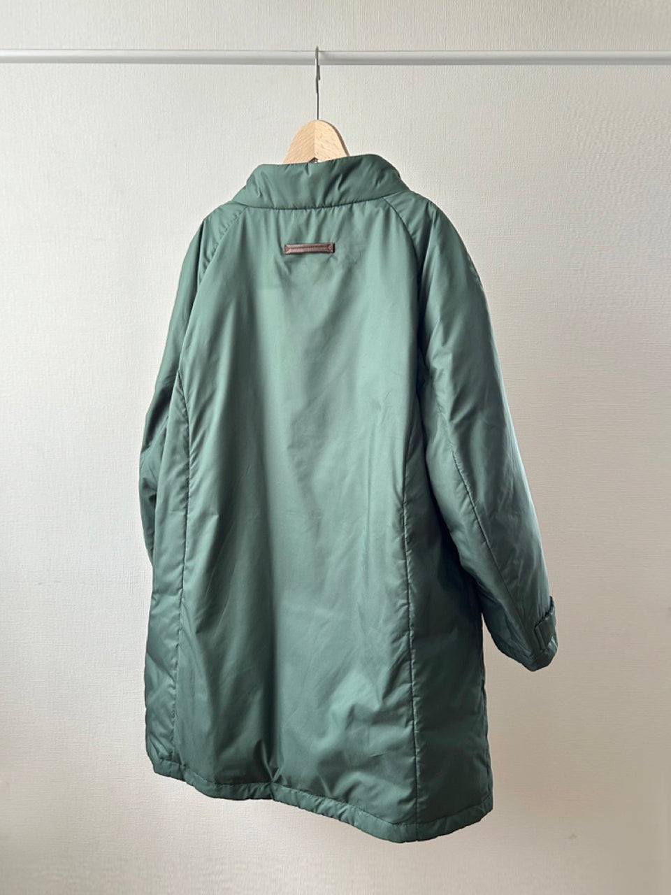 スタンドカラーダウンコート (VFCO-5620D)