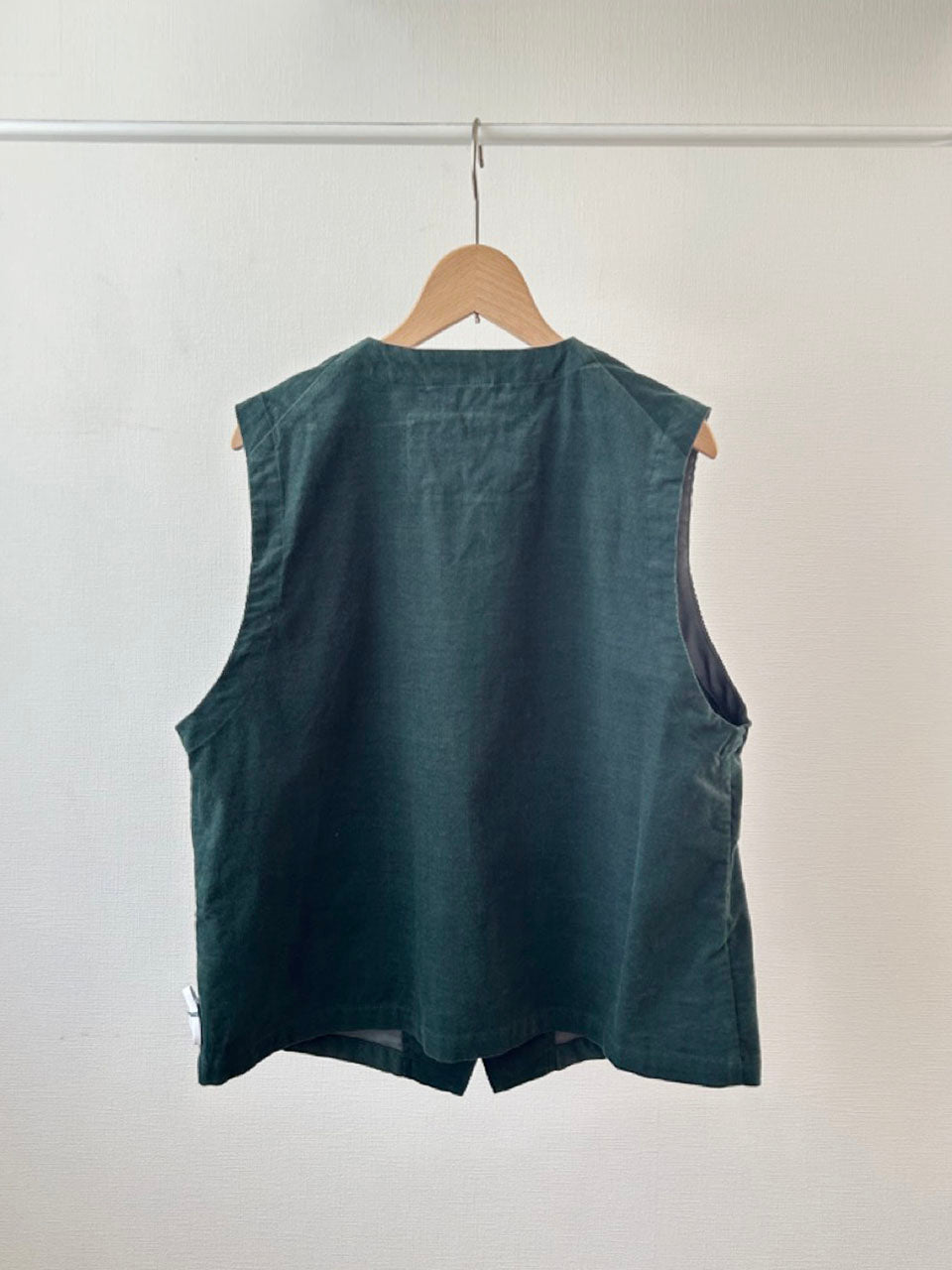 コーデュロイベスト(VFBL-5629C) – vm/ヴーム‐ONLINE STORE