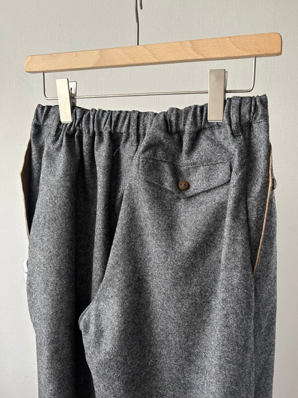 ワンタックテーパードパンツ  (VFPT-5641D)