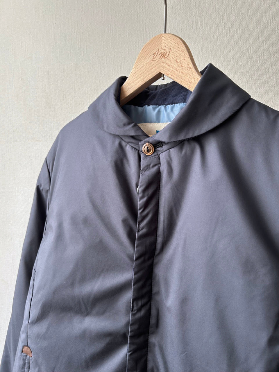 ラウンドカラーダウンジャケット  (VFJK-5621D）