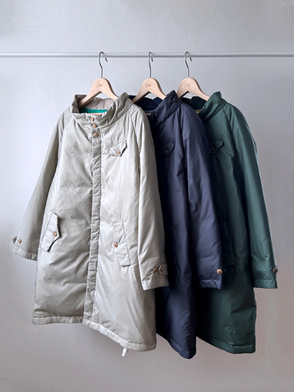 スタンドカラーダウンコート   (VFCO-5620D）