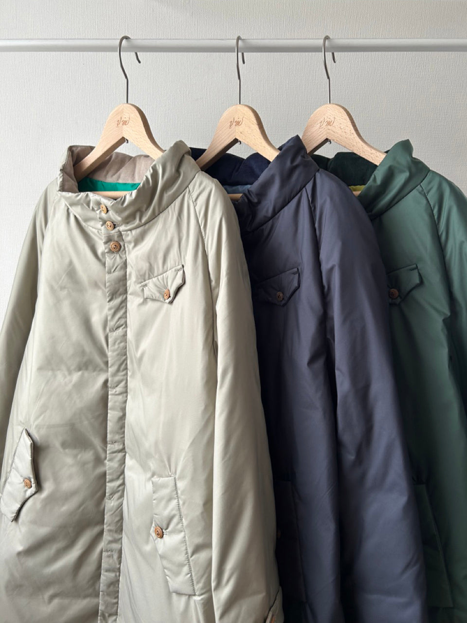 スタンドカラーダウンコート   (VFCO-5620D）